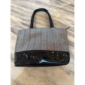 Estee Lauder Purse Makeup Hand Bag Cosmetic BLACK WHITE